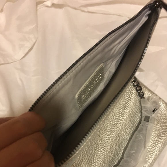 *NWT* Fold over convertable clutch from Express! - Picture 3 of 8